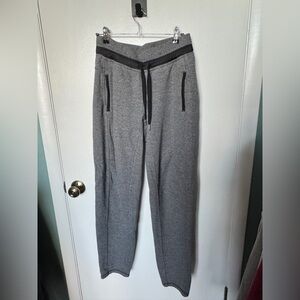 Lululemon joggers